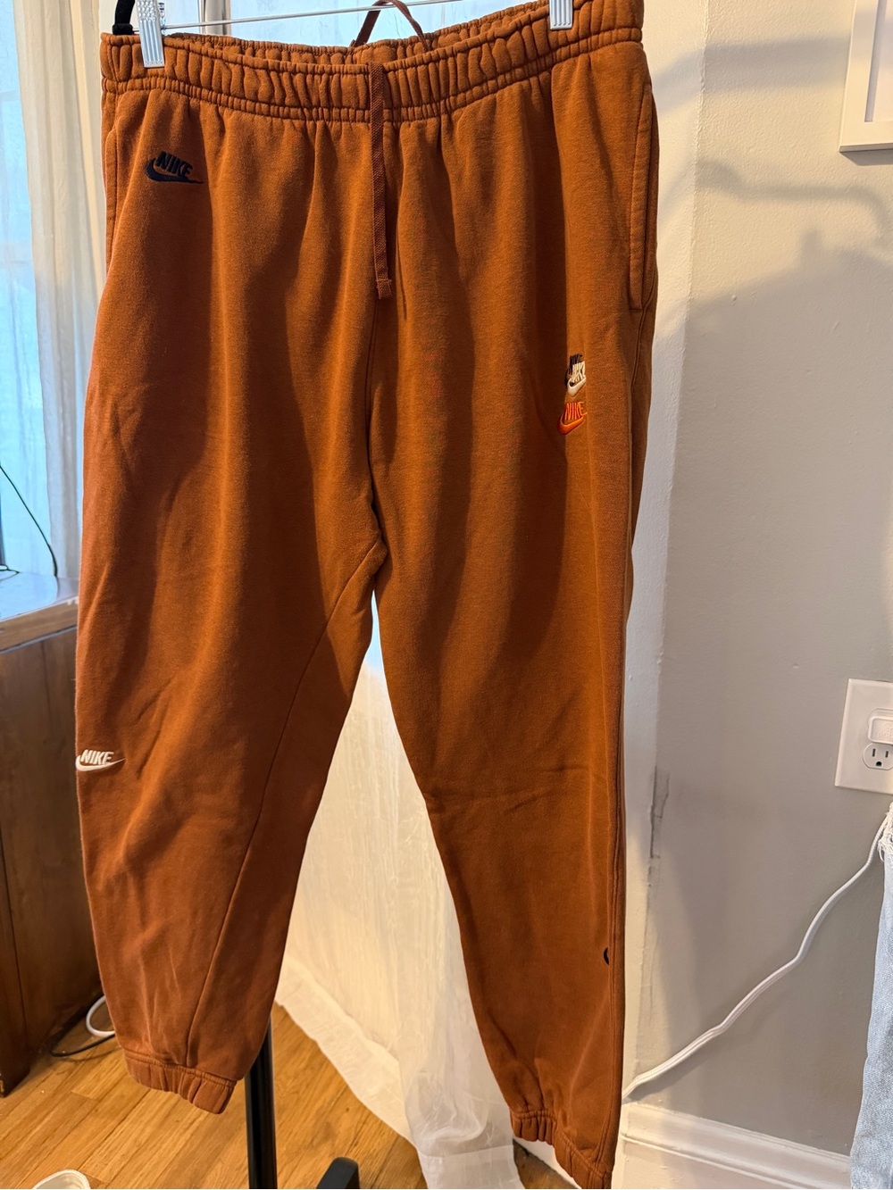Nike Men's Rust Brown Fleece Joggers